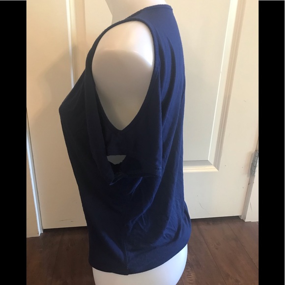 Gilmour Bamboo Rayon Blue Cold Shoulder Top - Picture 3 of 10